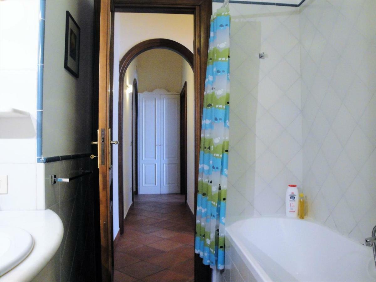 Umberto I Holiday House Naples Exterior photo